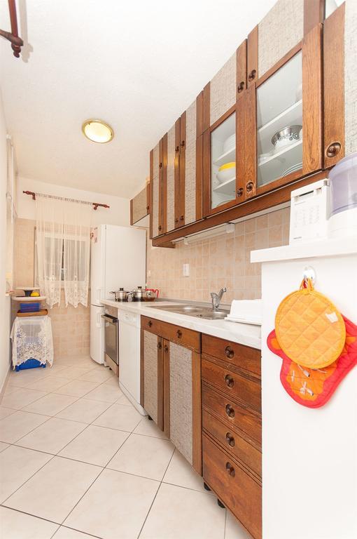 Apartments Natasa Трогир Экстерьер фото