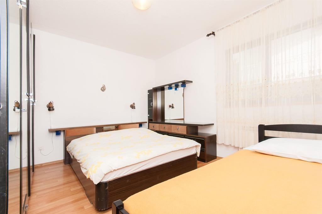 Apartments Natasa Трогир Экстерьер фото