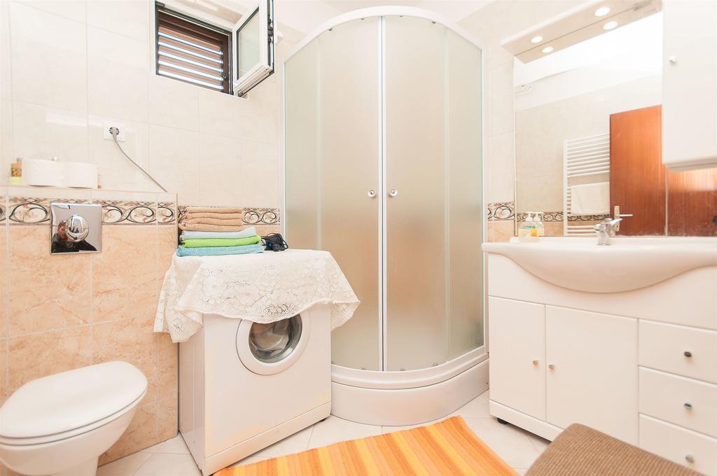 Apartments Natasa Трогир Экстерьер фото